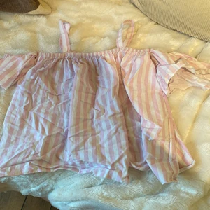 Rosa vit randig topp - Vitrosa tröja,fick den för 2 år sedan har använt den 5 gånger