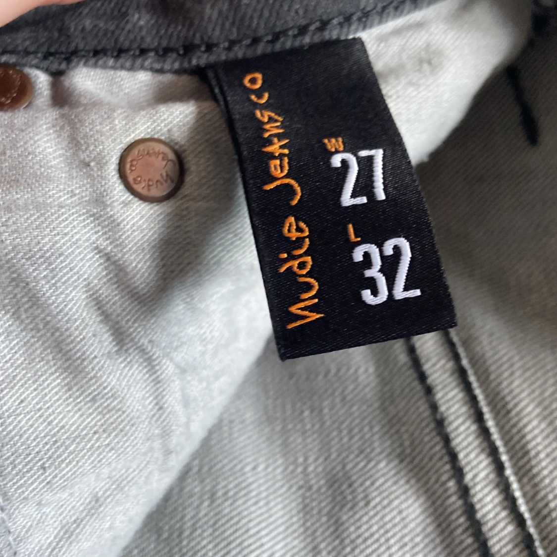 Grå jeans från Nudie Jeans, W27 L32 - 2