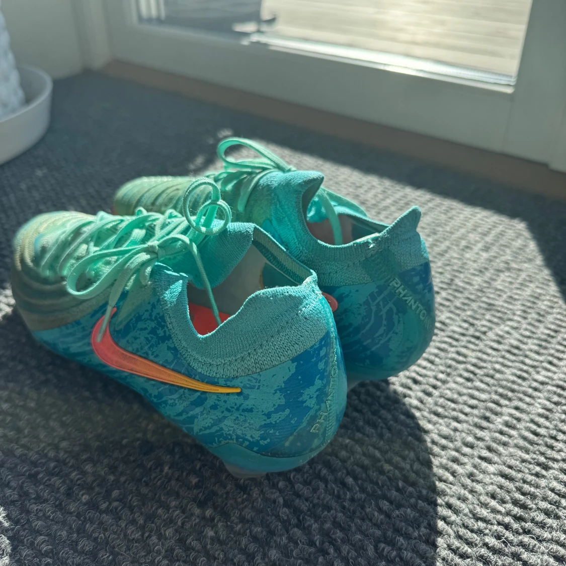 Nike Phantom turkosa fotbollsskor - 2