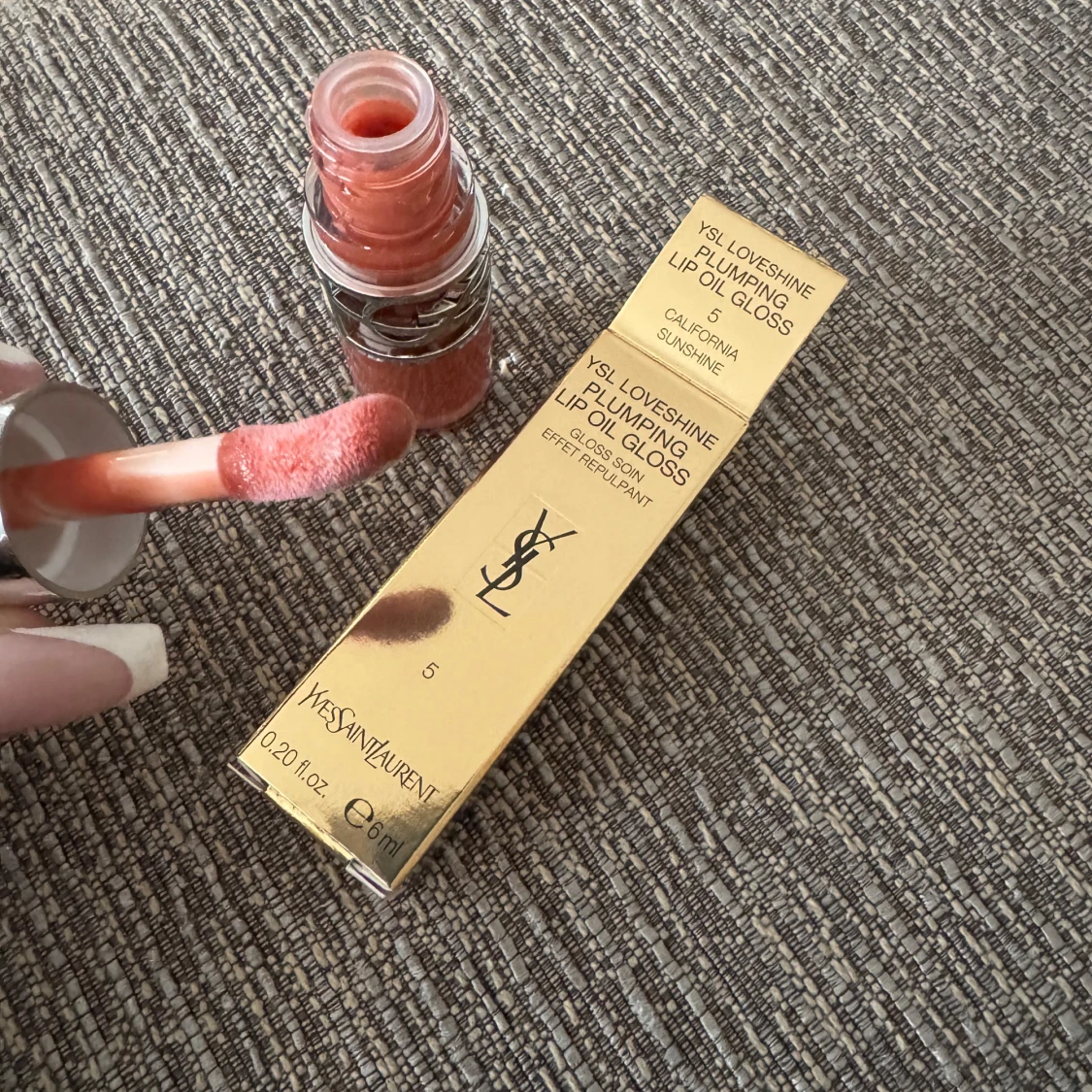 YSL Loveshine Plumping Lip Oil Gloss - 1