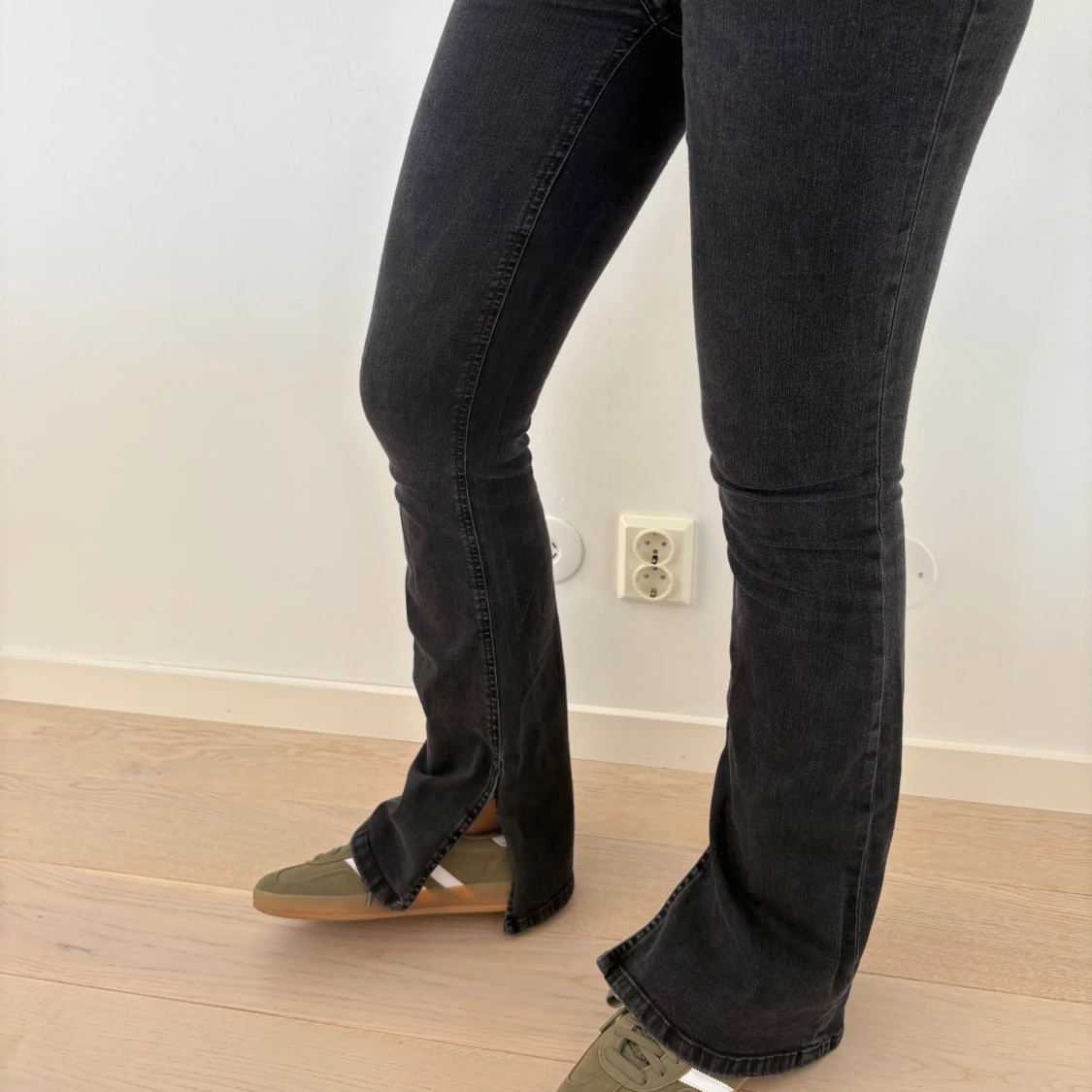 Flared jeans only - 2