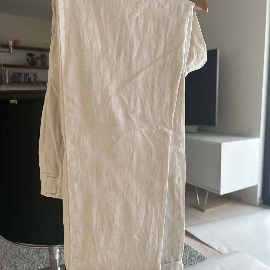 Vita J.Lindberg byxor i bomull/linnen  - 2