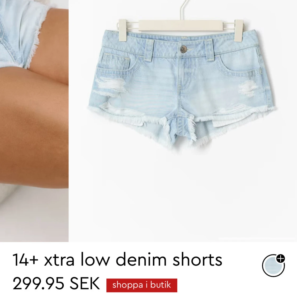 Ljusblå extra lågmidjade jeansshorts