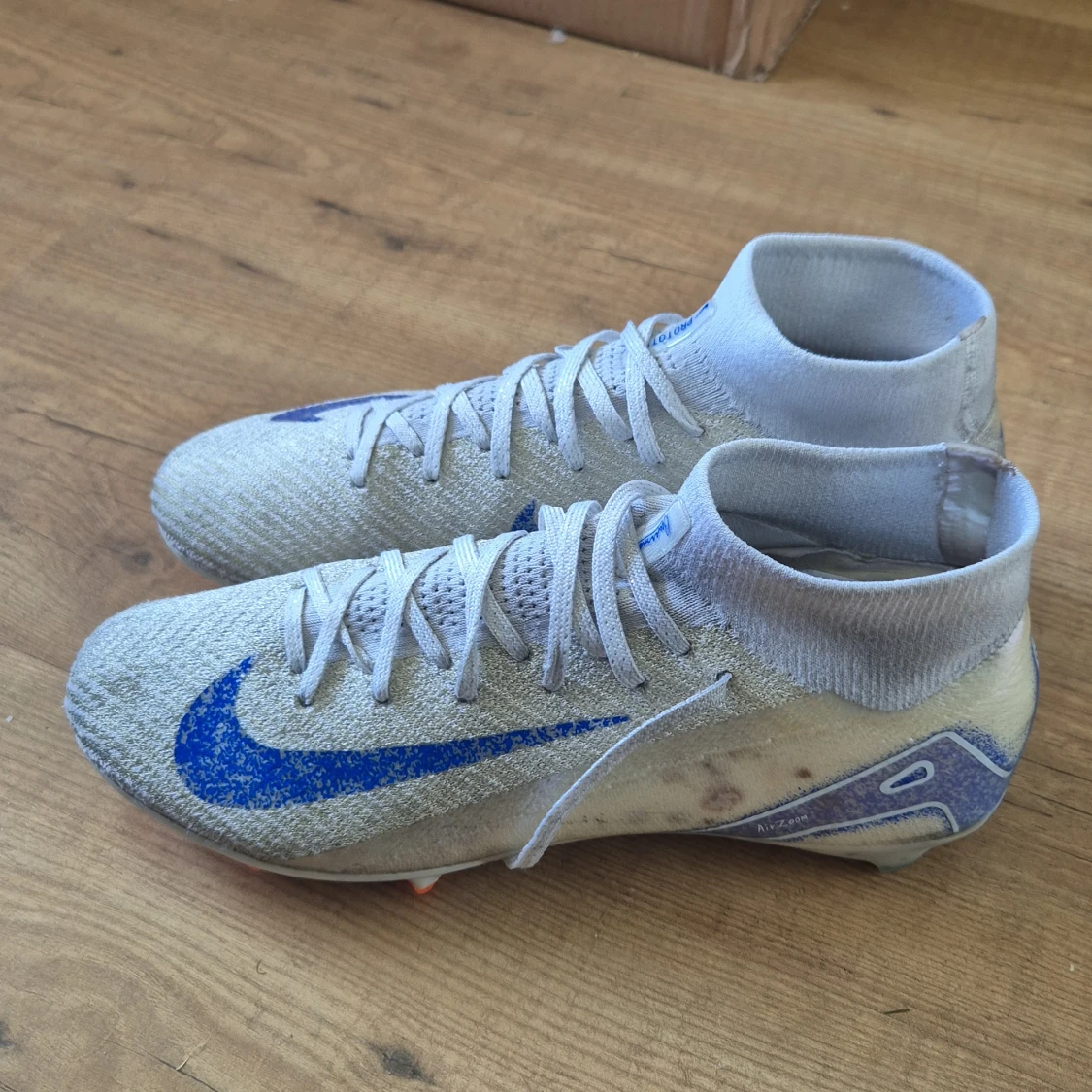 Nike Mercurial fotbollsskor med blå swoosh - 1