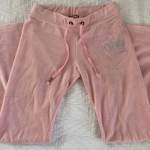 Juicy couture byxor - Så snygga juicy couture byxor🌷