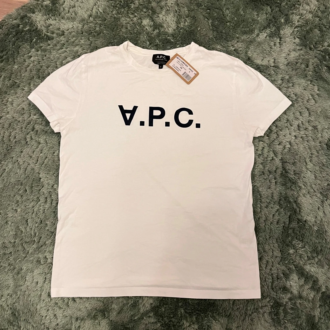 A.P.C tshirt