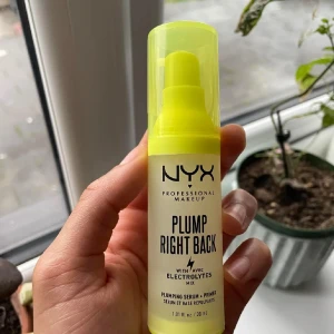 Nyx plump right back primer - NYX Plump Right Back Primer. HELT NY OCH OÖPPNAD. 