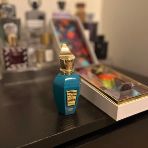 Xerjoff Erba Pura parfym 50ml - Säljer nu min Erba Pura som bara använts en gång. 99% full och köpt förra månaden på NK Gbg! Köpt för 1900kr. Skriv om du har några frågor. 