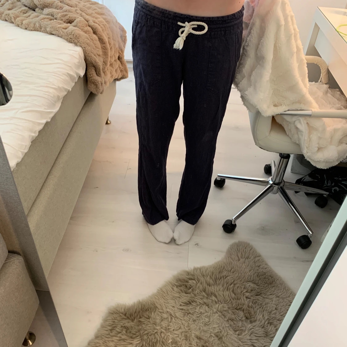 Mörkblåa Roxy linnebyxor - 1