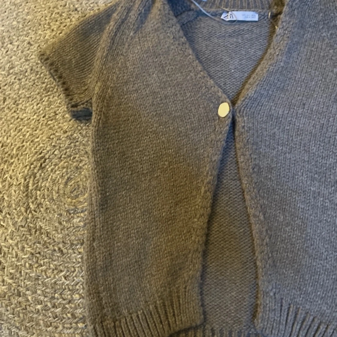 Stickad kortärmad kofta från zara - 3