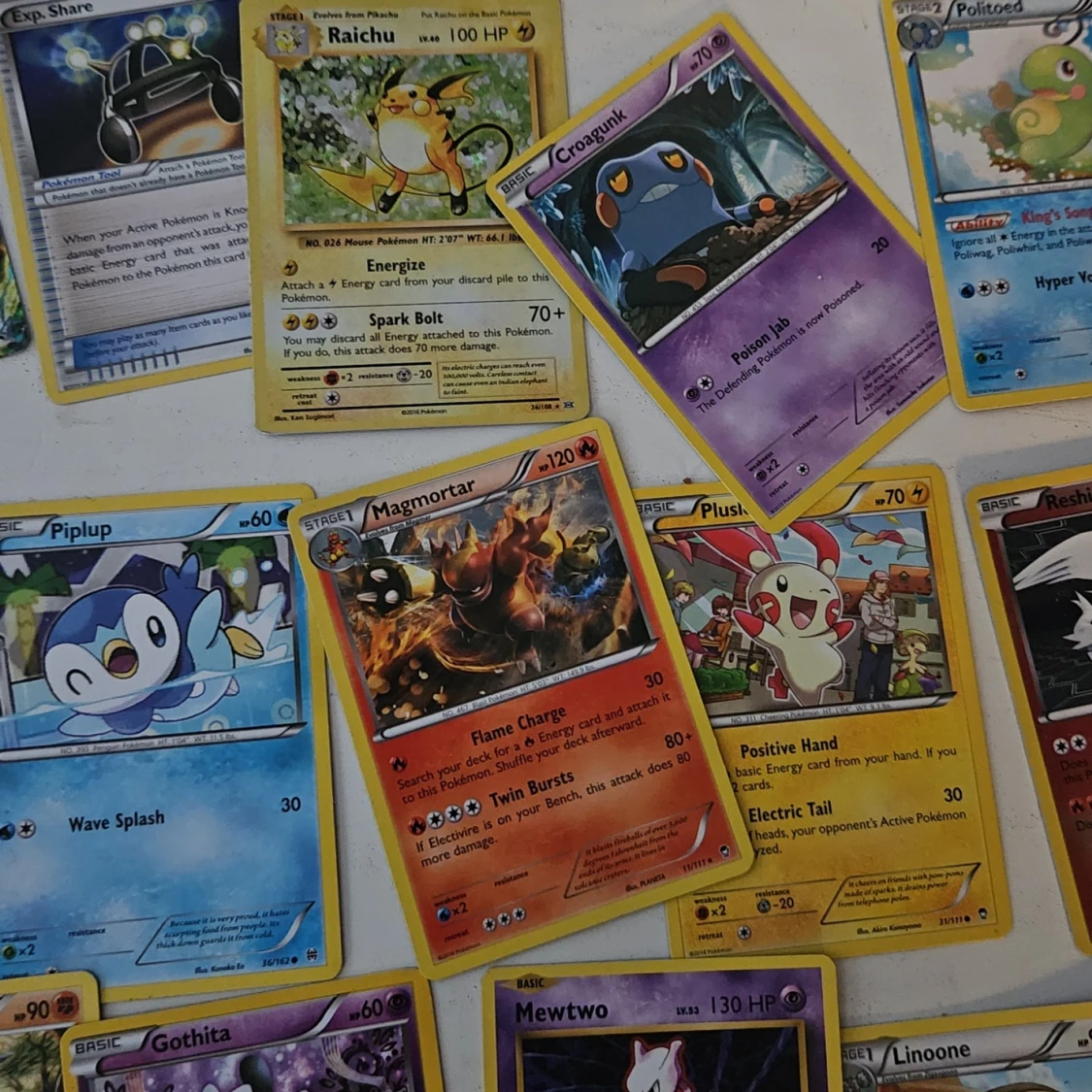 Samling Pokémonkort med blandade karaktärer - 3