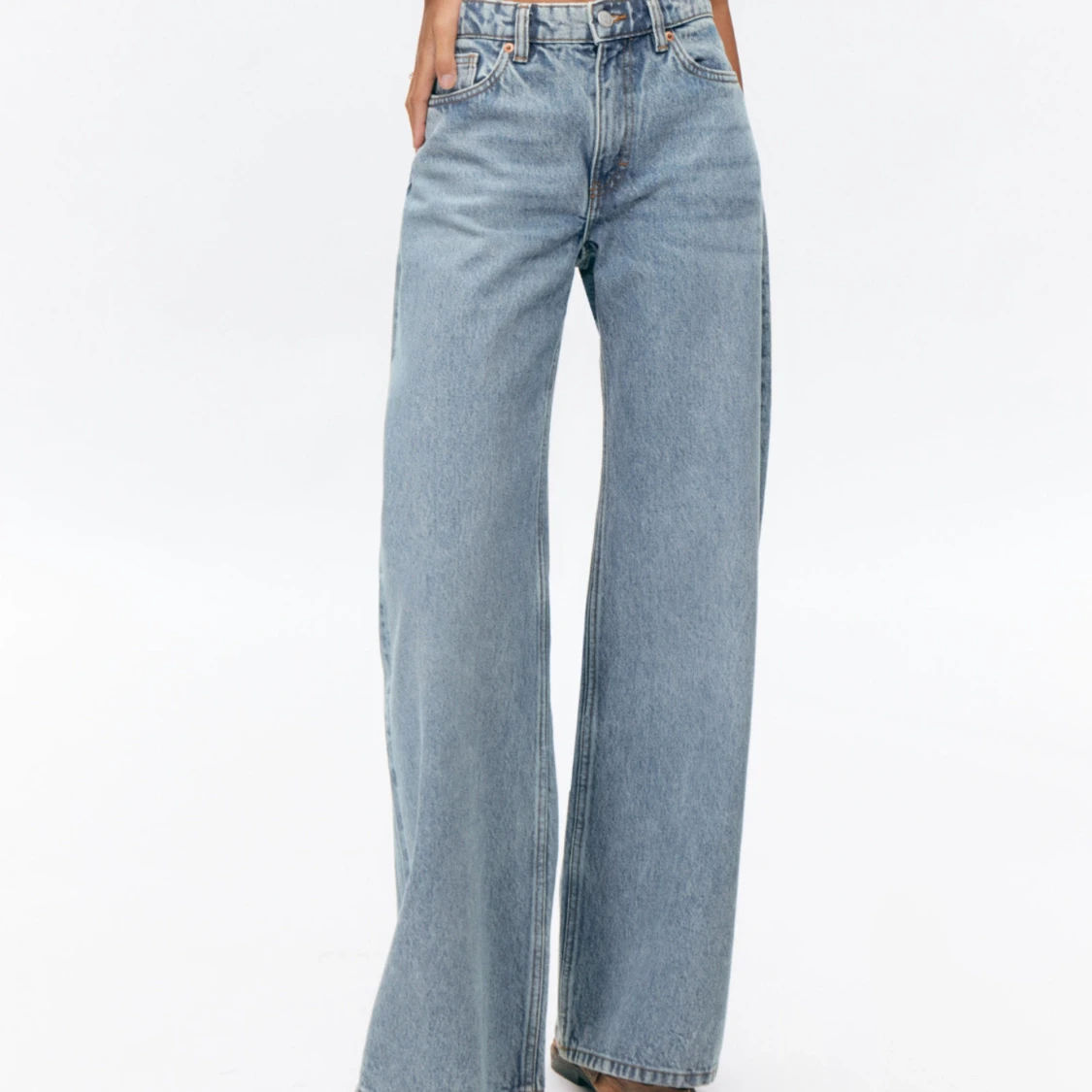 Blå wide leg jeans med hög midja