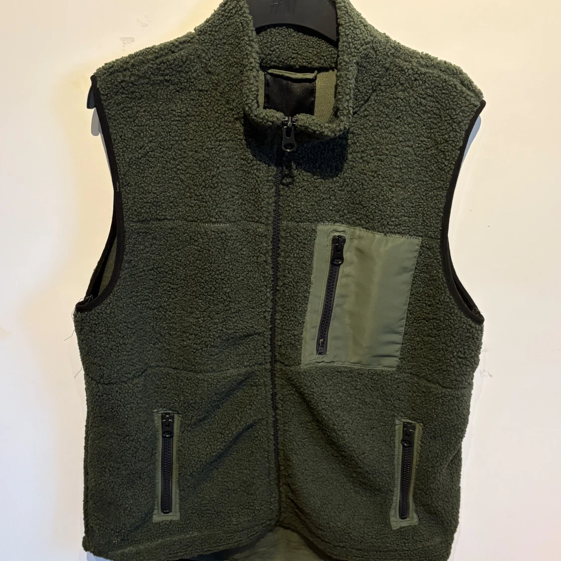Grön fleeceväst