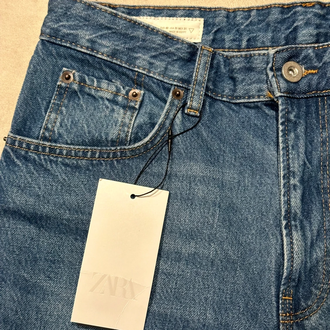Zara jeans flared fit - 1