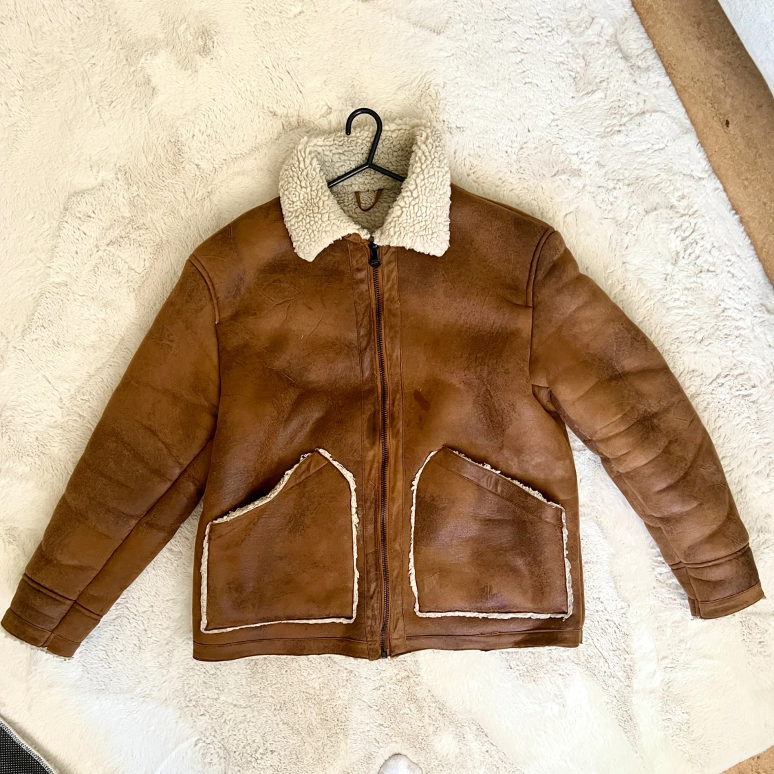 Brun syntetiskkinnjacka med foder - 2