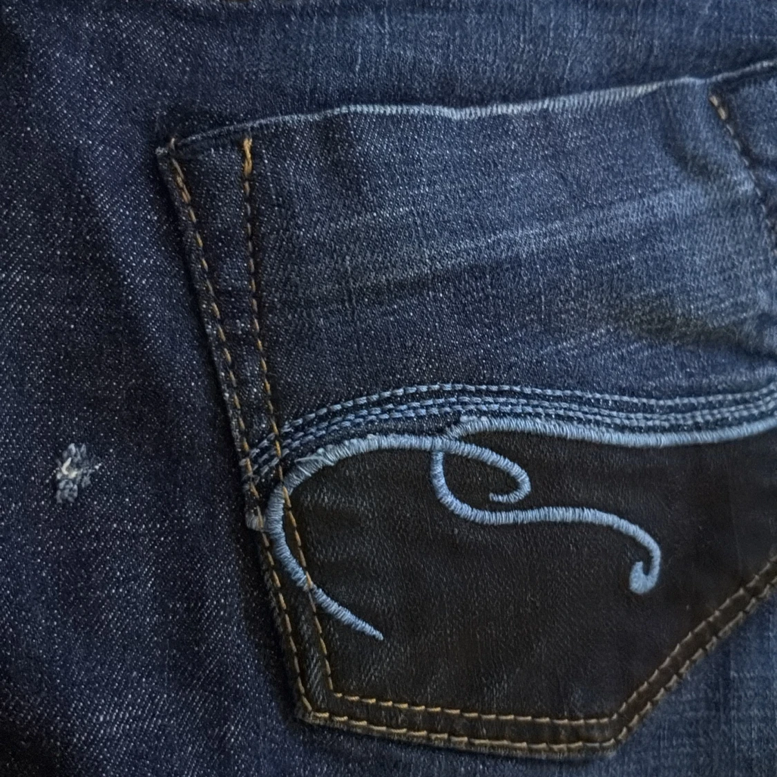 Låg midjade jeans från Mavi - 4