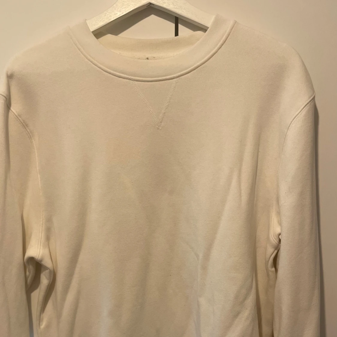 Beige/kräm vit sweatshirt från Primark - 1