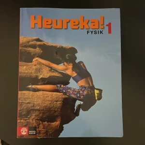 Heureka! Fysik 1 - Lärobok i fysik för gymnasiet, perfekt för dig som vill förstå fysikens grunder och hur de används i vardagen. Färgstark och inspirerande med bilder som gör ämnet levande. Passar dig som gillar utmaningar och vill lyckas med fysik!