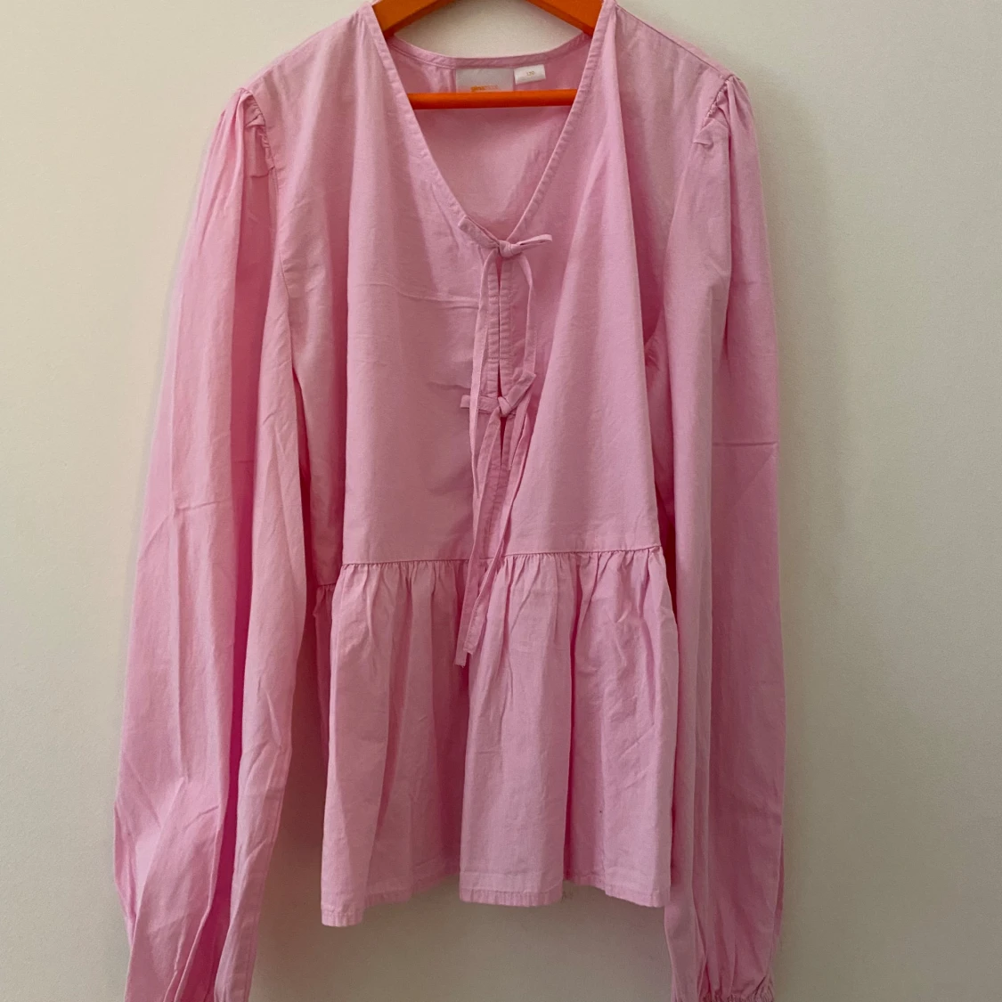 Rosa blus från Gina Tricot