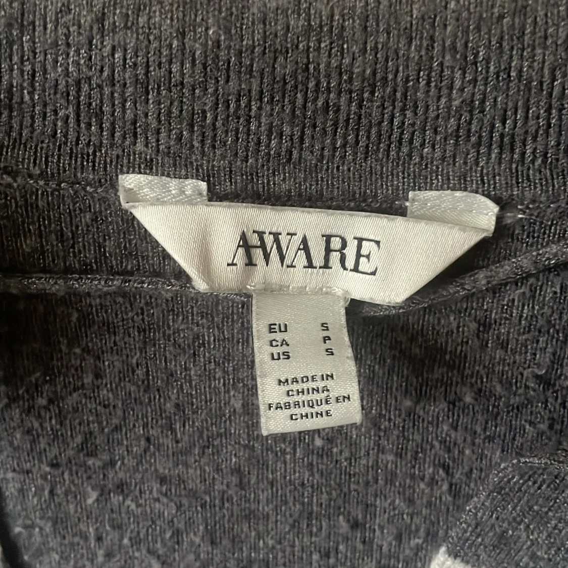 Randig grå tröja från Aware - 2