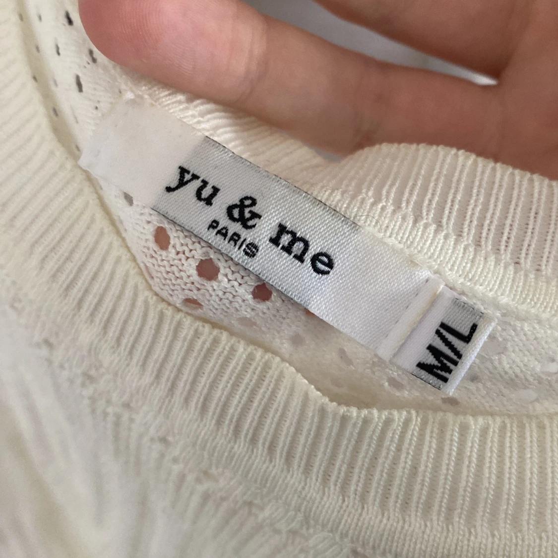 Vit stickad topp från Yu & Me - 3