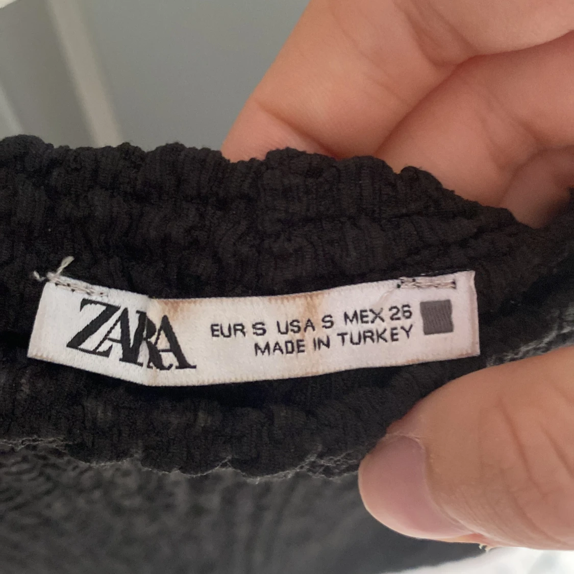 Svart stickad topp från Zara - 2