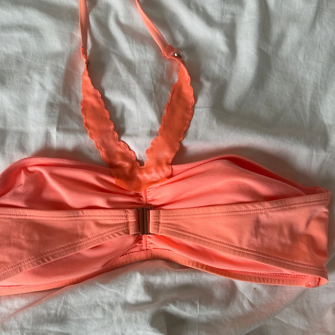 Aprikos bikiniöverdel med paljetter - 2