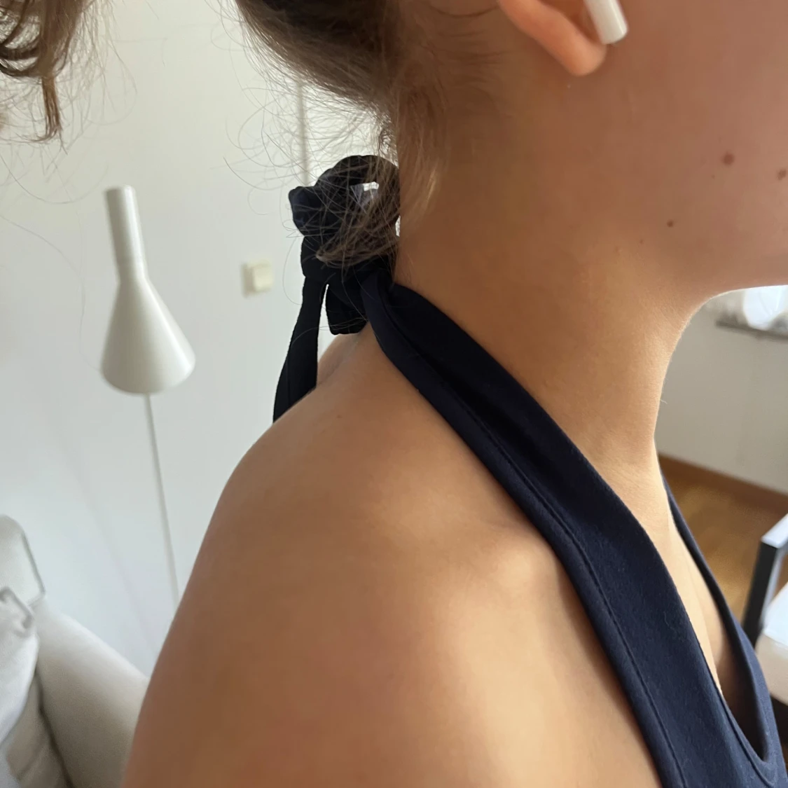 Mörkblå halterneck linnetopp - 1