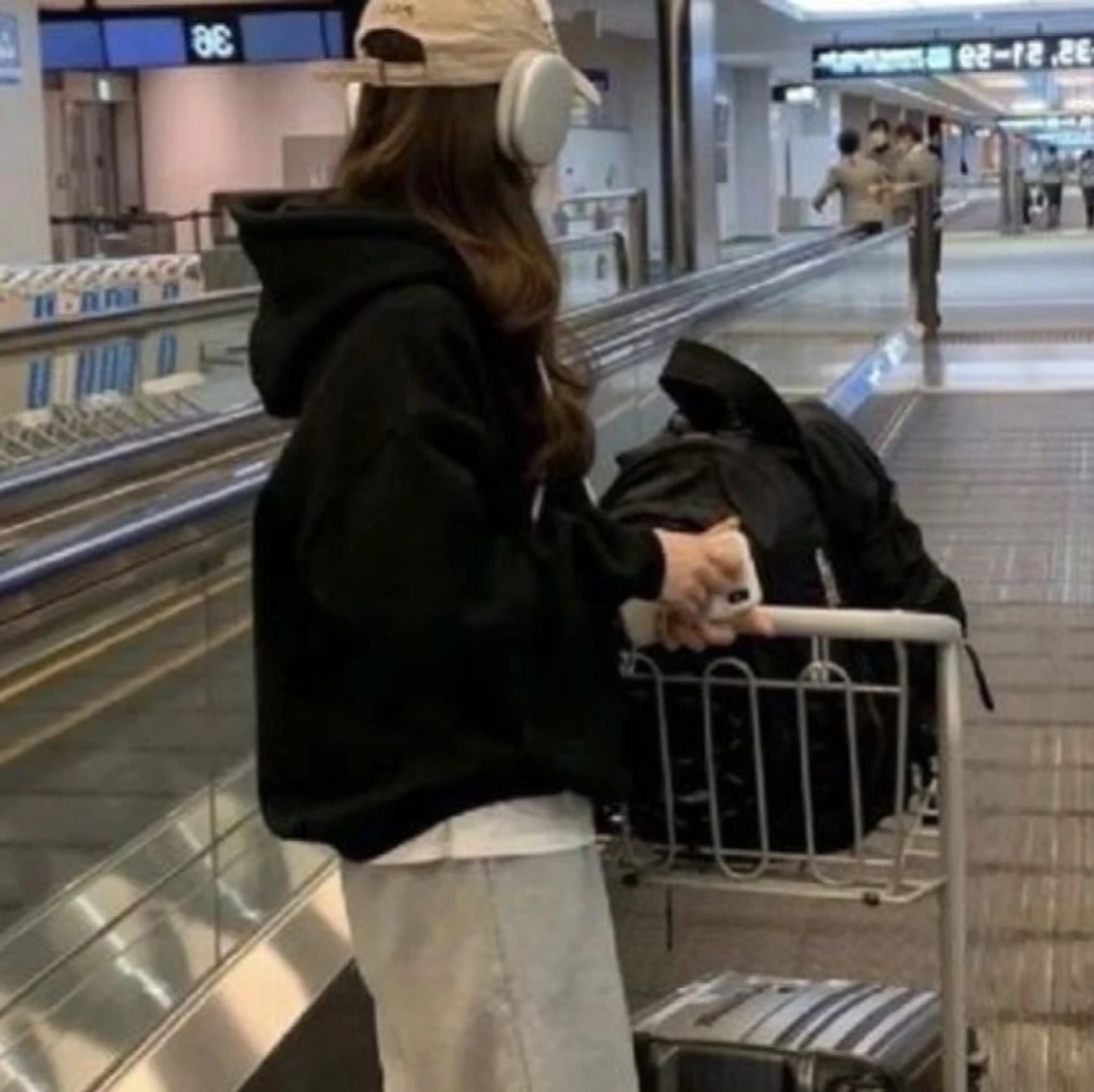 Svart oversized hoodie med huva - 2