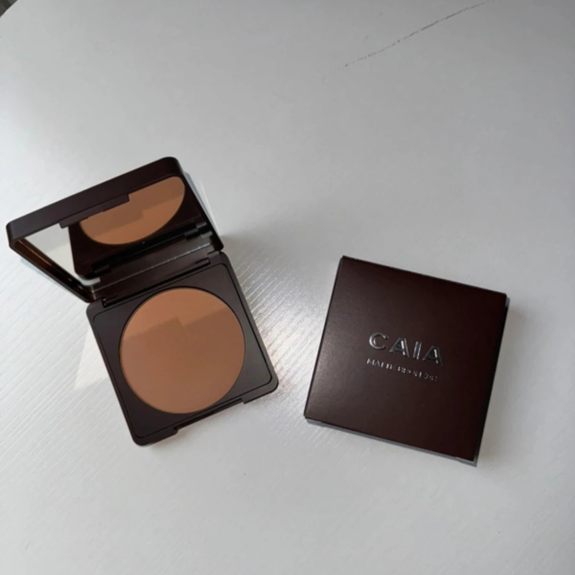 Matte bronzer