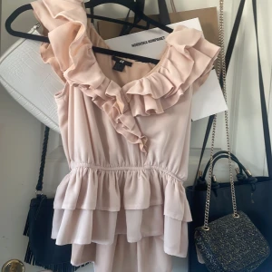Volangtröja från H&M - Volang tröja från Hm i storlek M/38