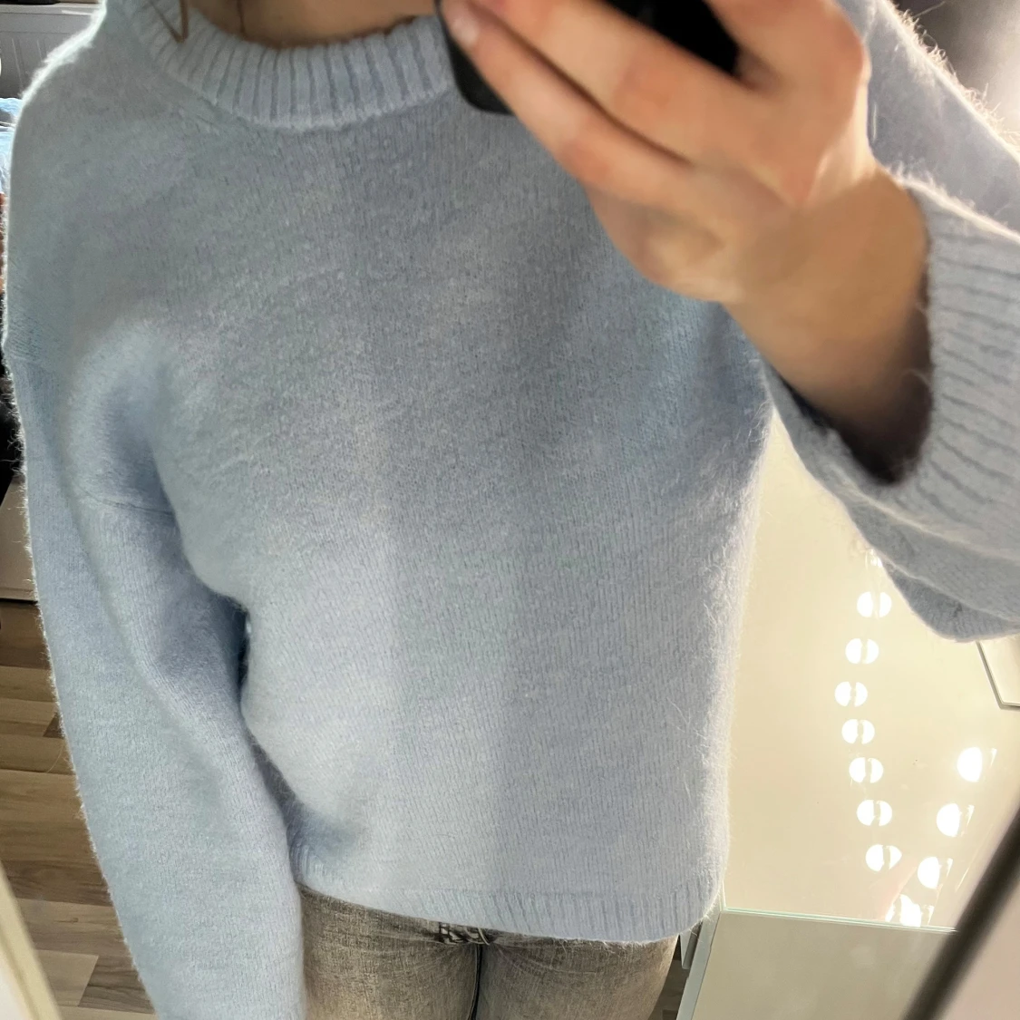 Ljusblå stickad tröja - 2