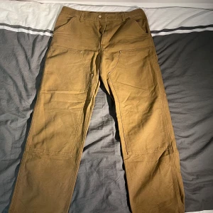 Carhartt double knee 33/32 - Mycket bra skick