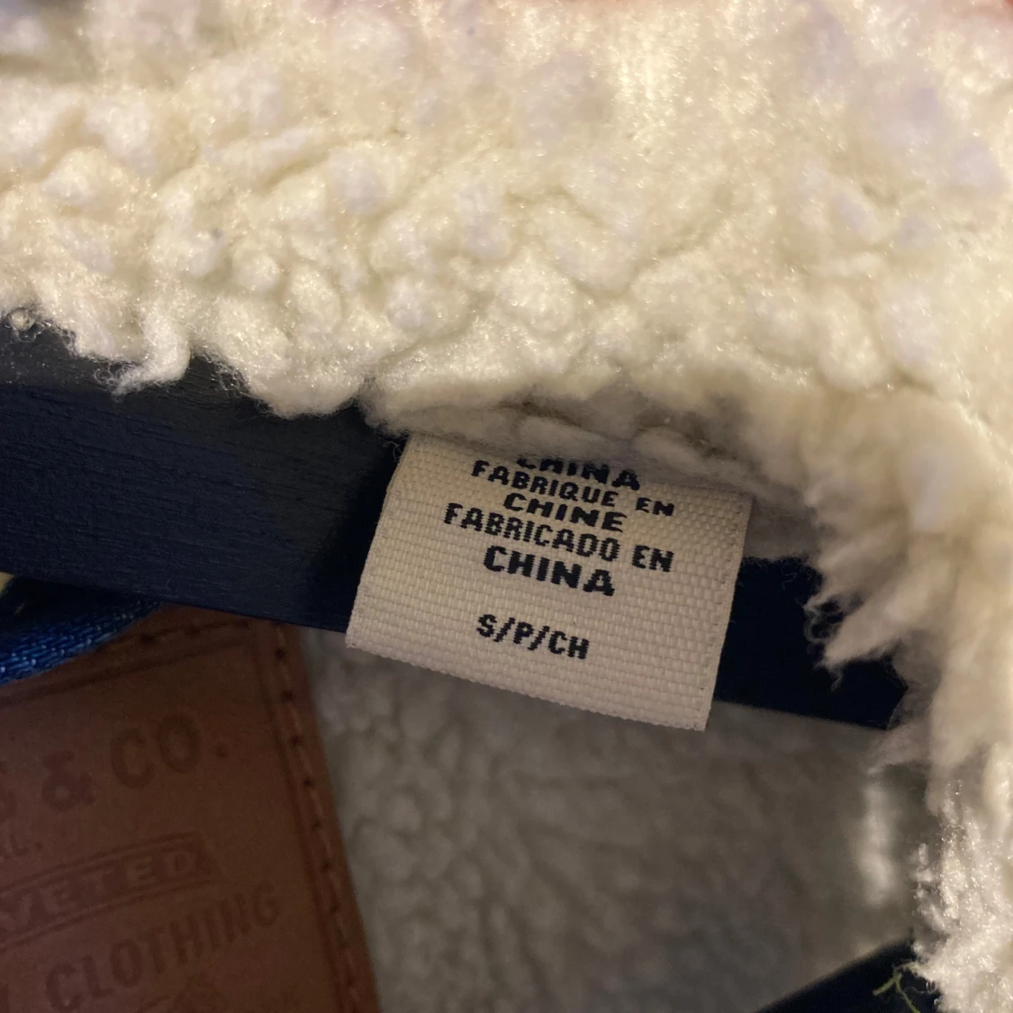 Jeansjacka med teddyfoder från Levi's - 3