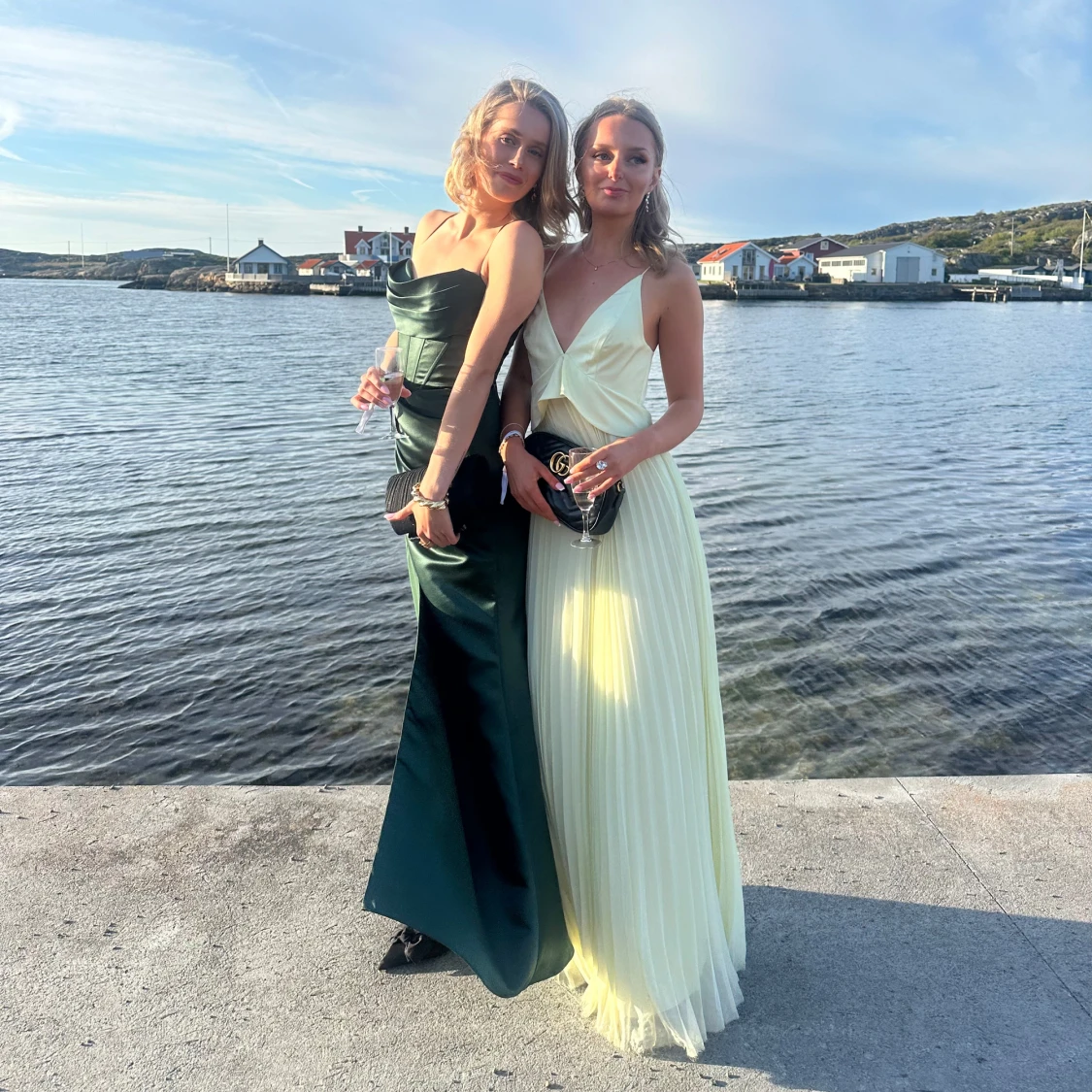 Ljusgul långklänning