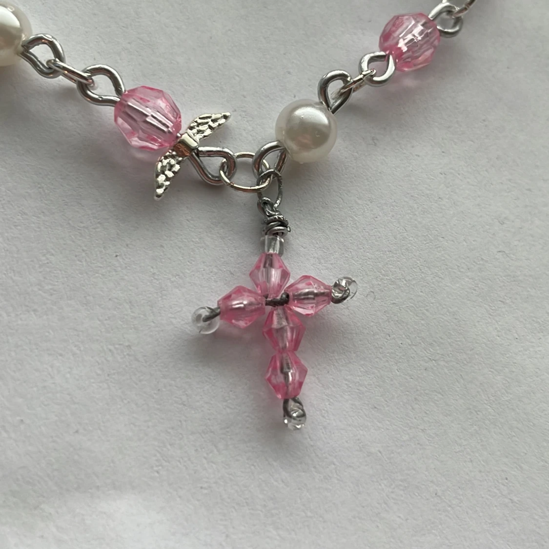 Handgjort y2k armband med kors - 1