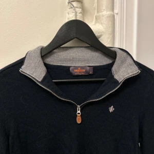 Morris half zip - Morris|storlek M|fint skick| inga defekter|mörkblå|skriv vid minsta fråga