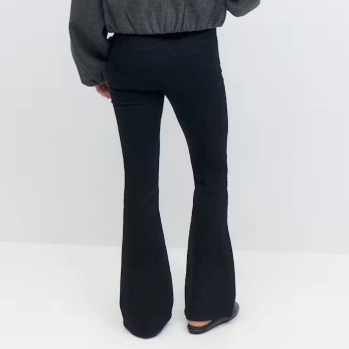 Svarta bootcut jeans från Perfect Jeans