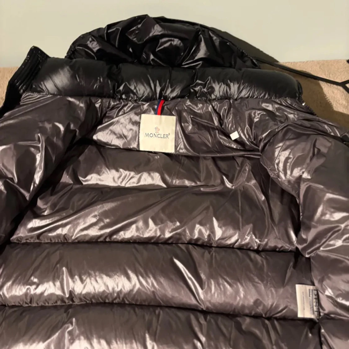 Svart dunjacka från Moncler - 1