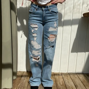 Loose jeans - Coola loose jeans. Skriv för mått och mer info!