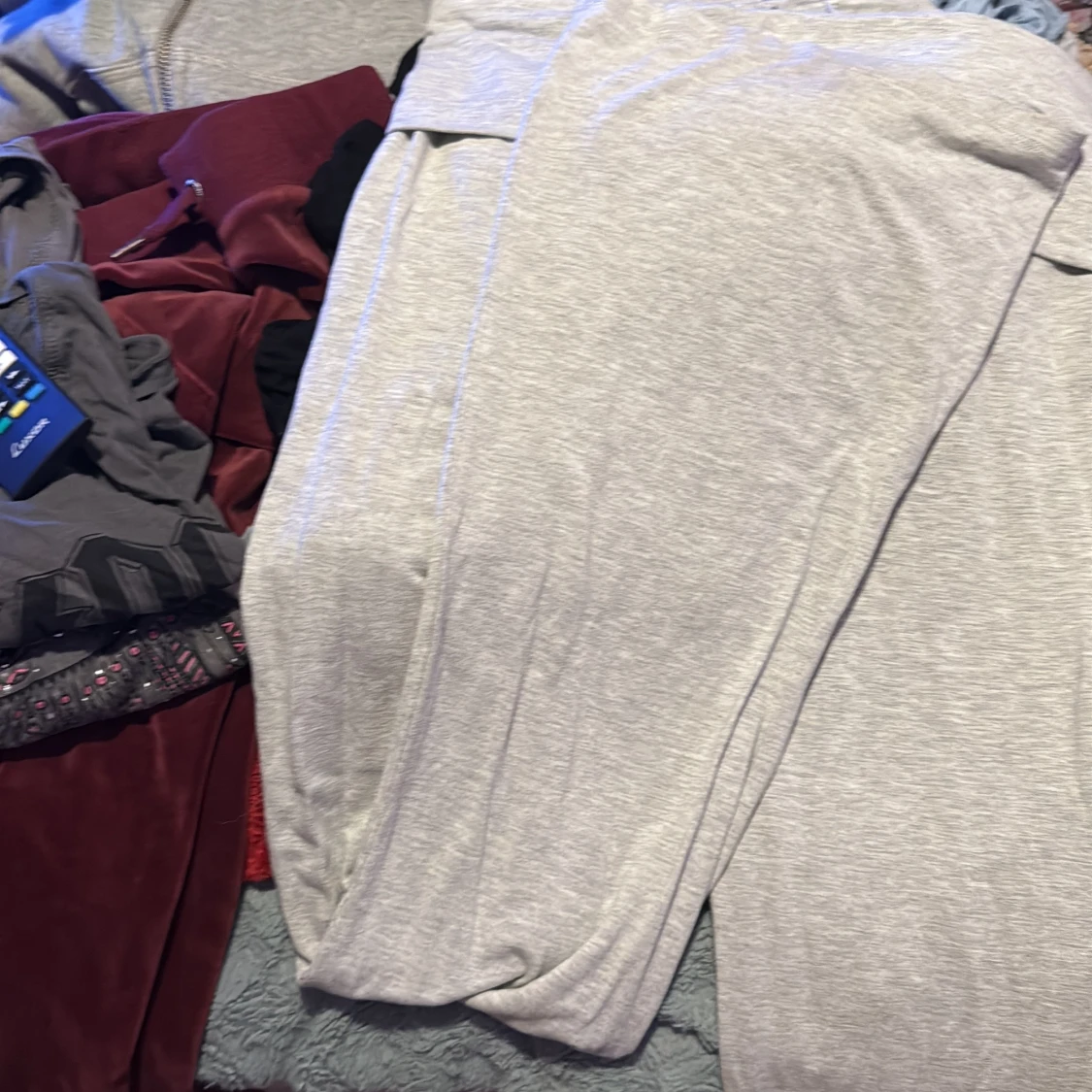 Ljusgrå mjukisbyxor med hög midja - 4