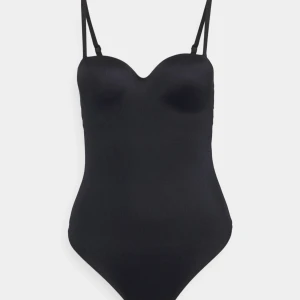 Svart Body - Så fin svart body! Aldrig använd, Storlek 80D