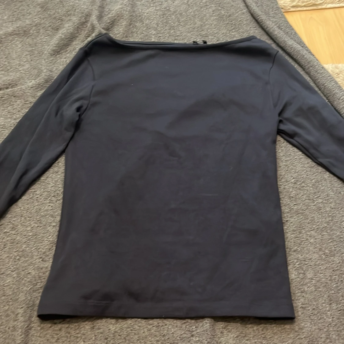 Svart långärmad topp från 157