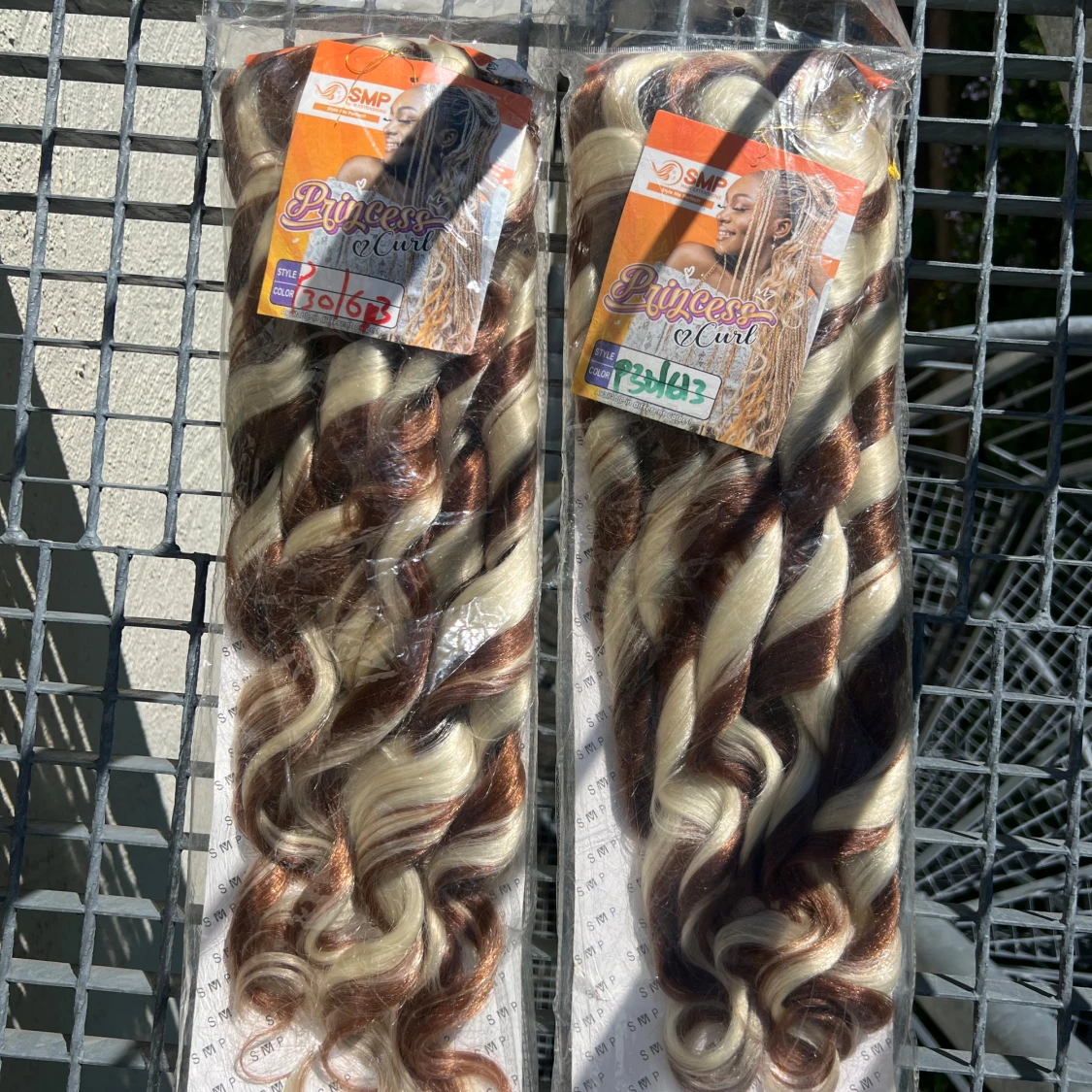 Princess Curl  hår (Två packat) - 2