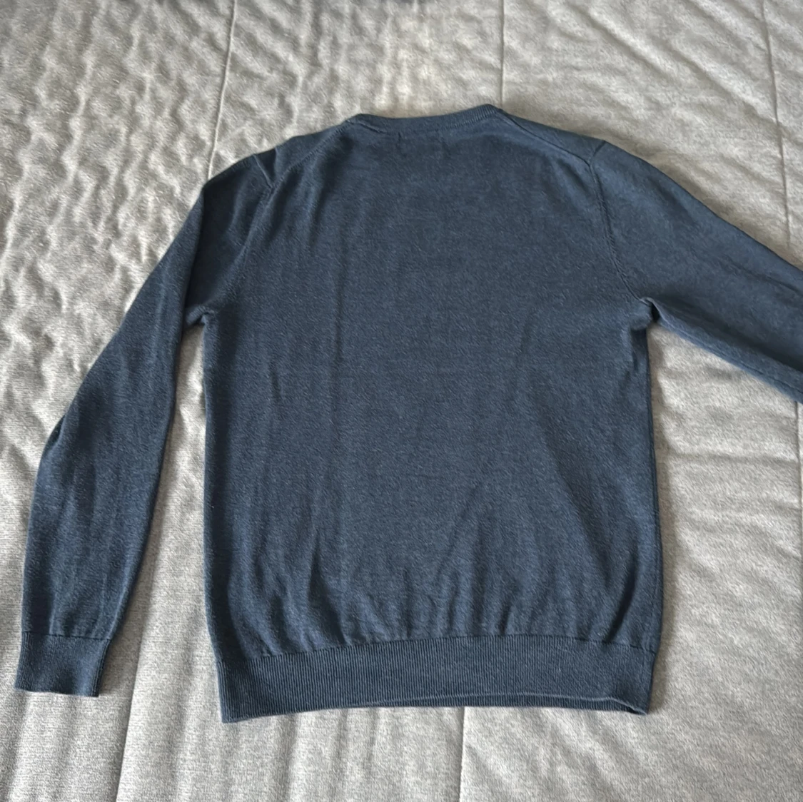 Blå stickad tröja från Bläck - 2