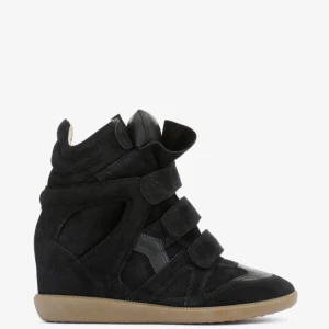 SÖKER ISABEL MARANT SKOR STORLEK 39 eller 40 skriv om ni har till lägre pris💕 - SÖKER