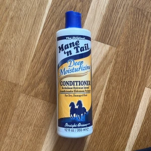 Mane 'n Tail Deep Moisturizing Conditioner - En återfuktande balsam från Mane 'n Tail. HALVA KVAR. 50% av produkten är kvar