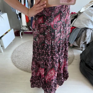 Långkjol - Så fin och perfekt till sommaren!!