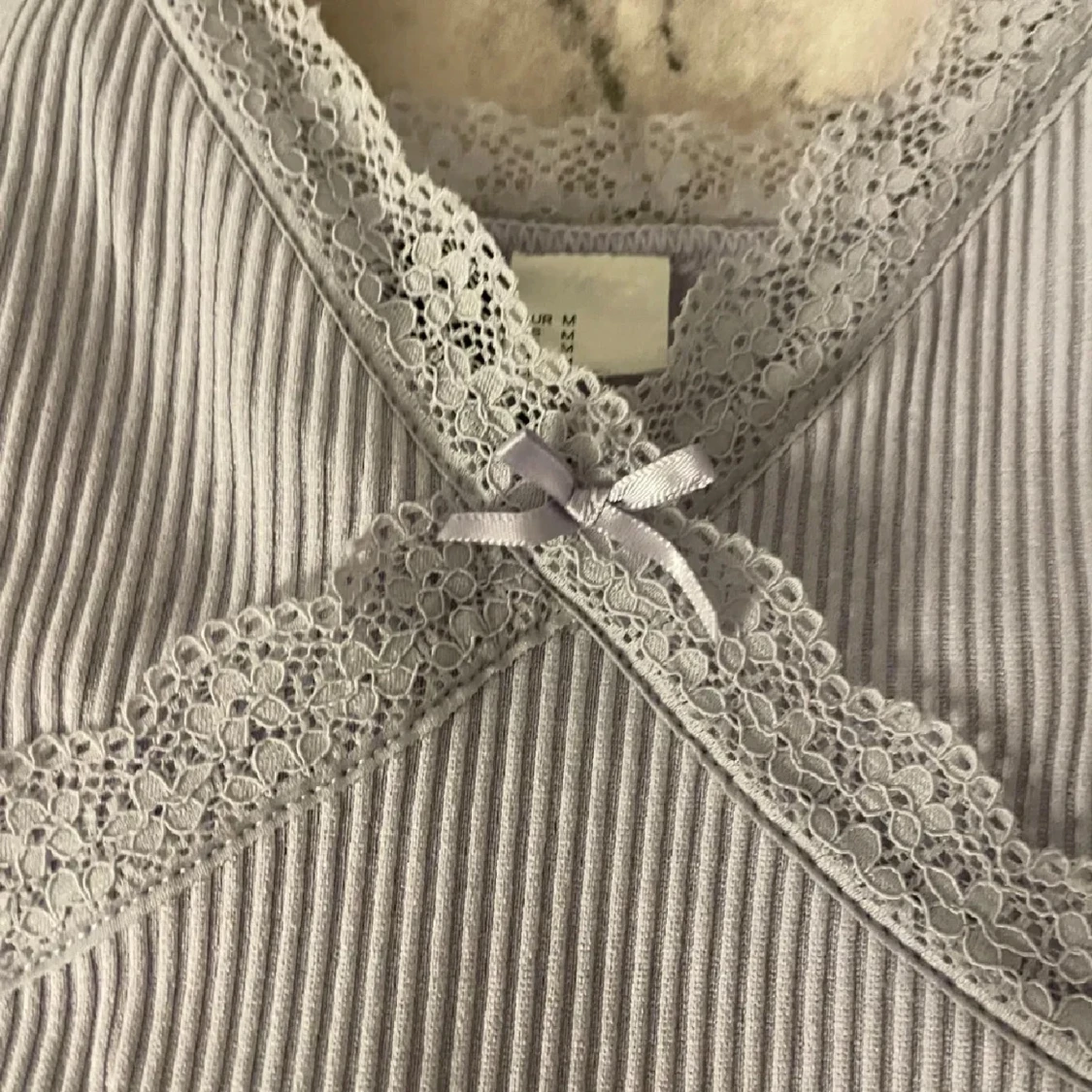 Ljuslila ribbad klänning från H&M Divided - 1