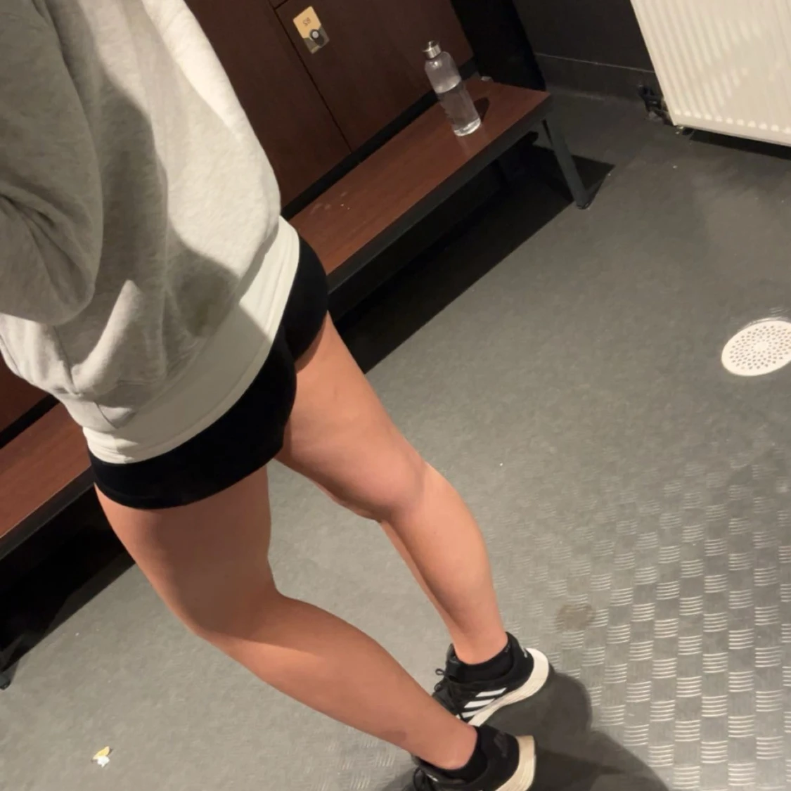 Svarta träningstights shorts från Nike - 4